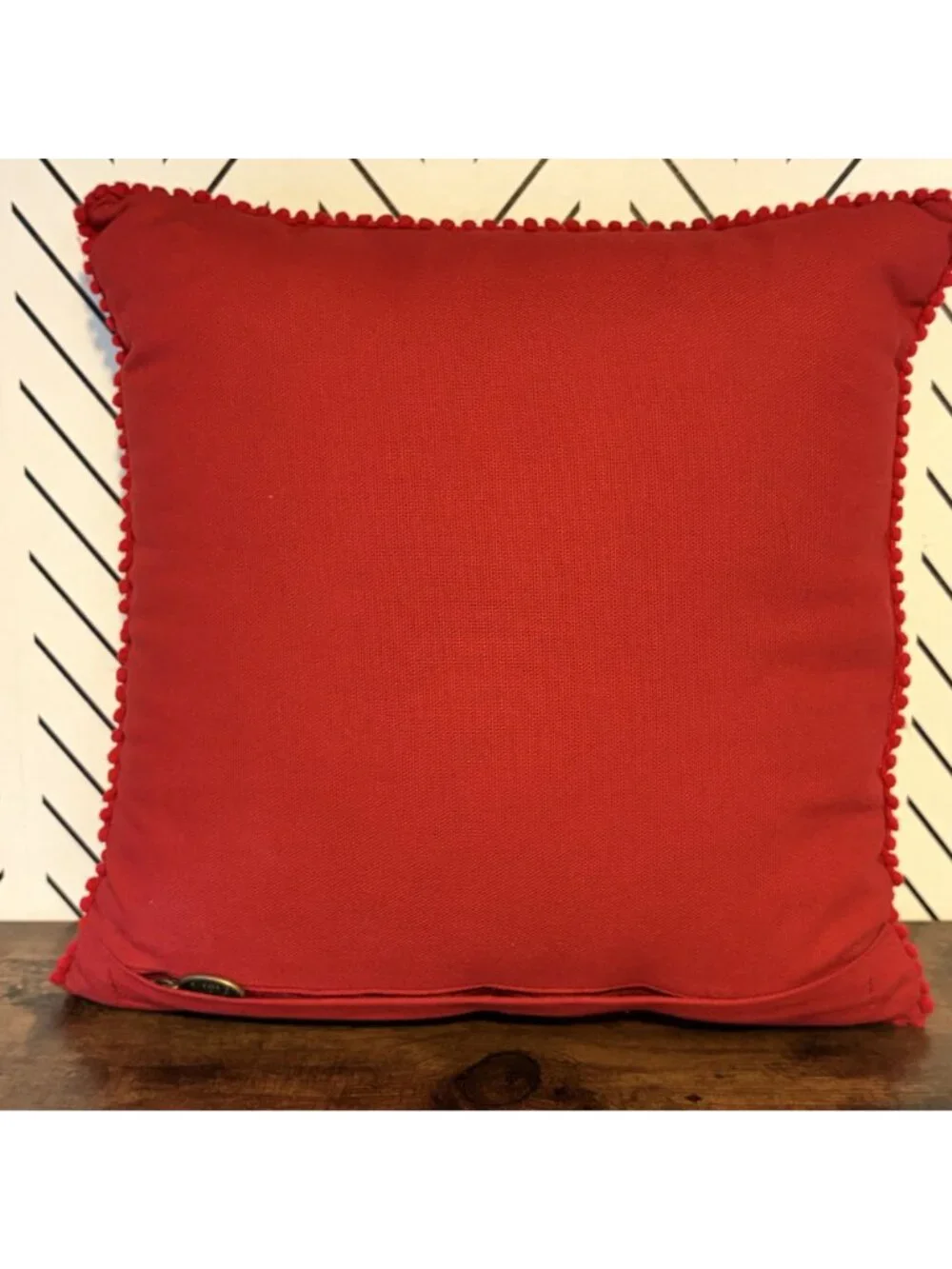 Pier 1 Decorative Cat Throw Pillow Red Black Scarf Embroidery Pom-Pom Trim 11x11